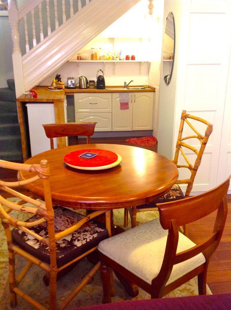 Fremantle Bed & Breakfast Bed & Breakfast 3*